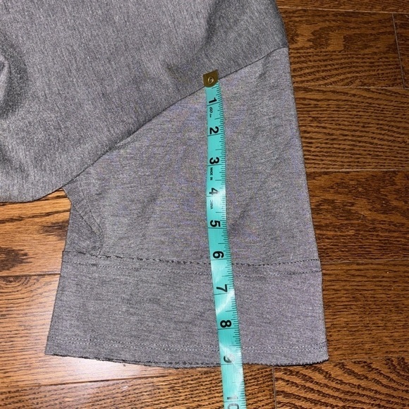 Beulah style grey short sleeves round neck  top Sz M/L - Picture 8 of 16